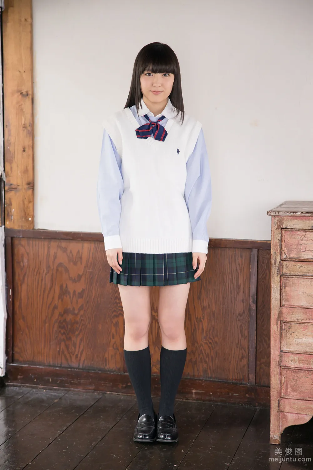 [Minisuka.tv] 高梨あい - Regular Gallery 12.1 写真套图1