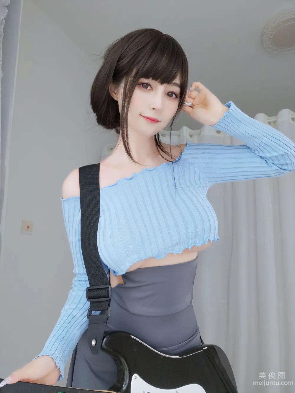 [Web Idols COSER Photos] Baiyin - Guitar Sister photo 21