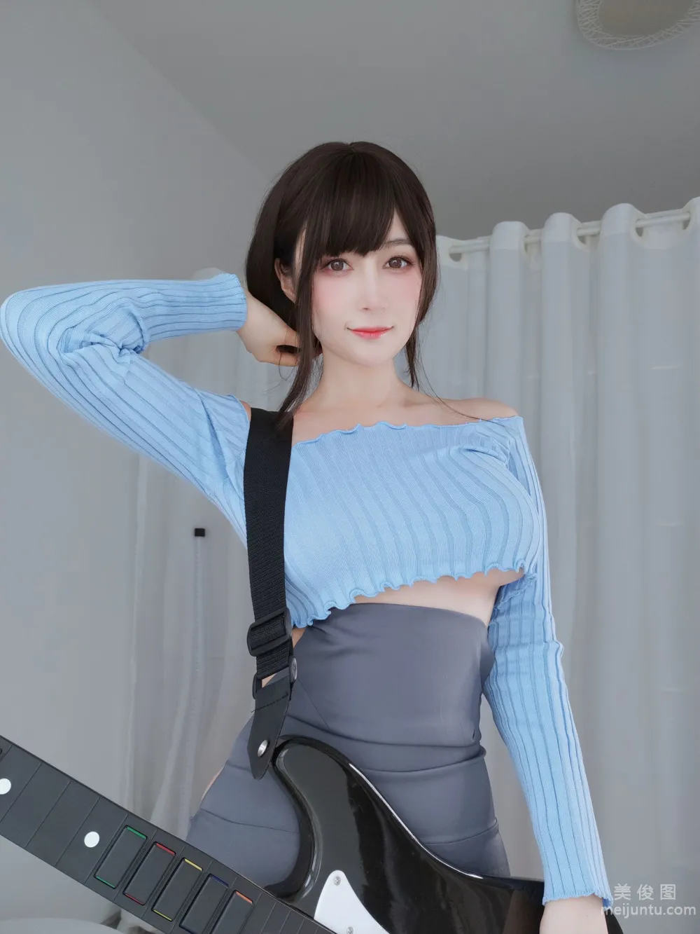 [Web Idols COSER Photos] Baiyin - Guitar Sister photo 5