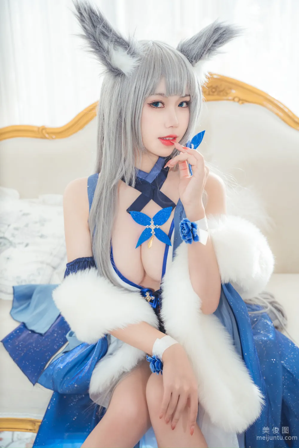 Yibei Yibei: Web Idols photo 8