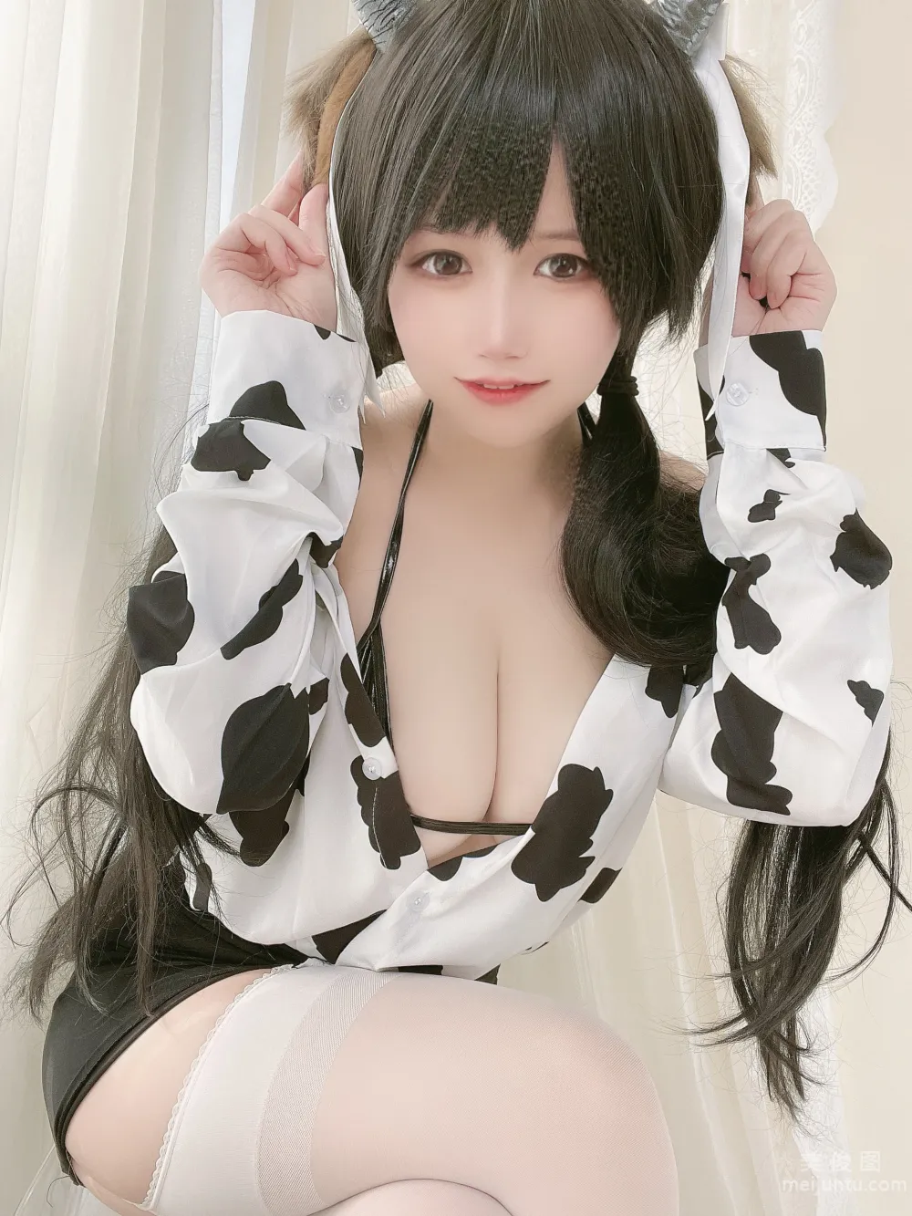 [Web Idol COSER Photos] Xiaocang Qiandai w - Cow Shirt photo 21