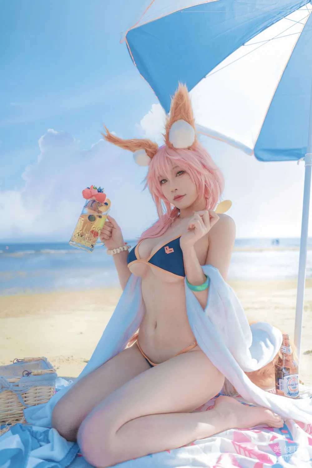 [网红COSER写真] uki雨季 - 玉藻前海边泳装1