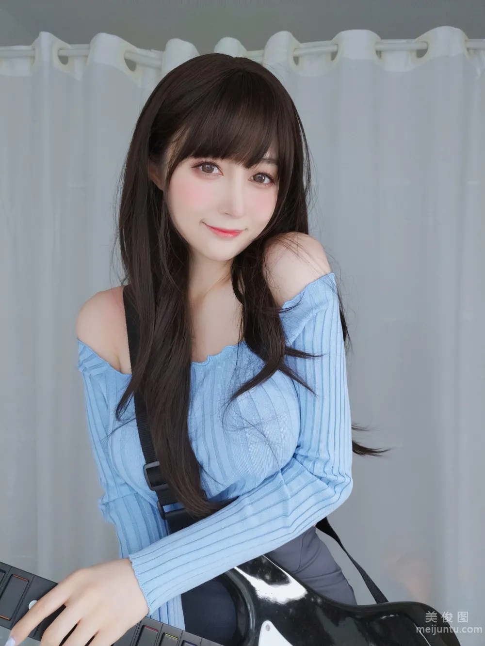 [Web Idols COSER Photos] Baiyin - Guitar Sister photo 65