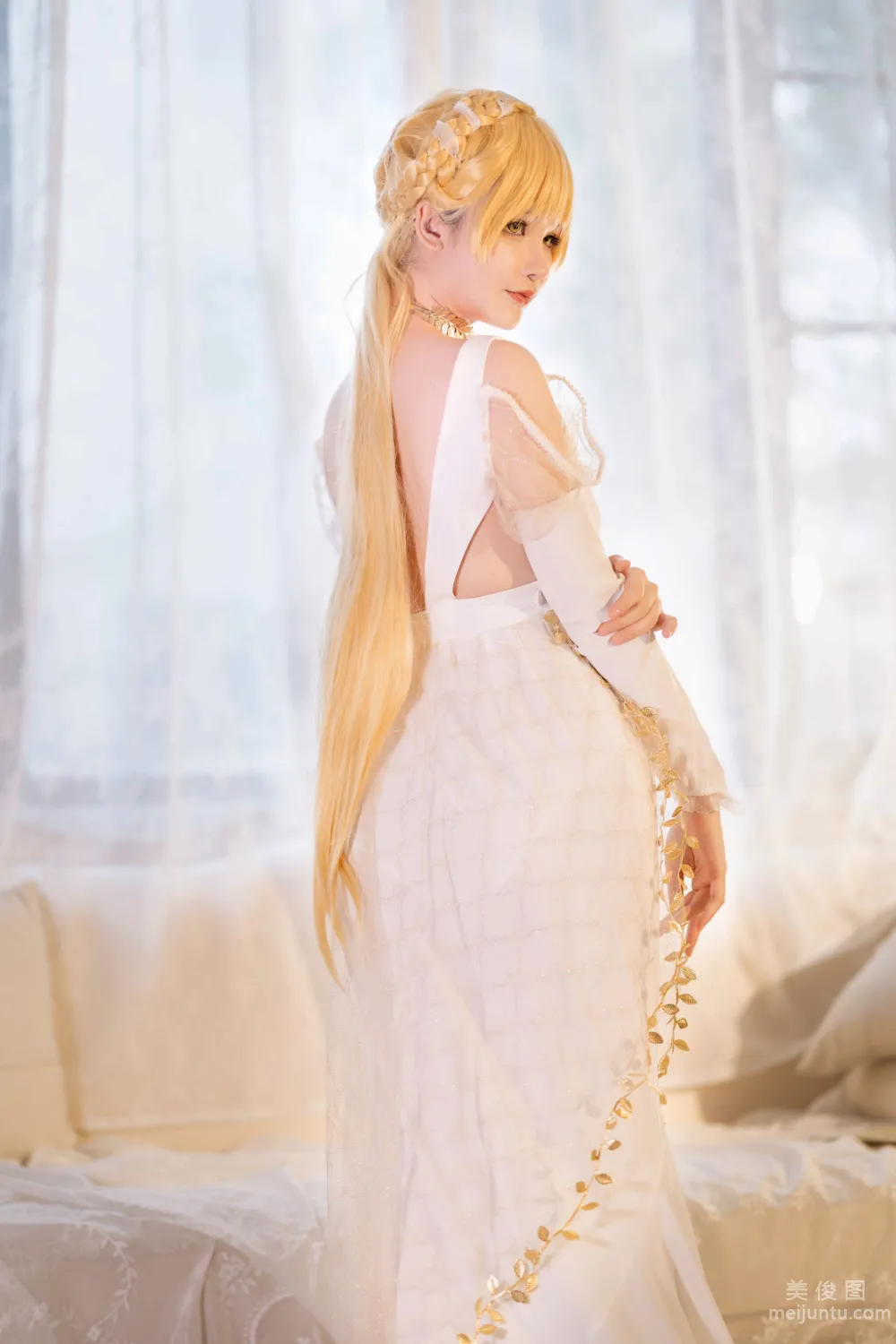 Qian Yu: Web Idols photo 9
