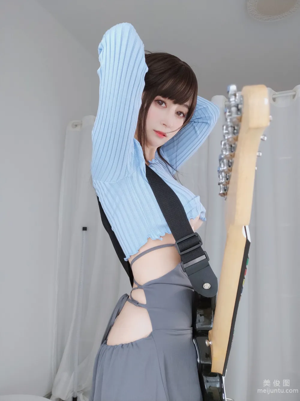 [Web Idols COSER Photos] Baiyin - Guitar Sister photo 17