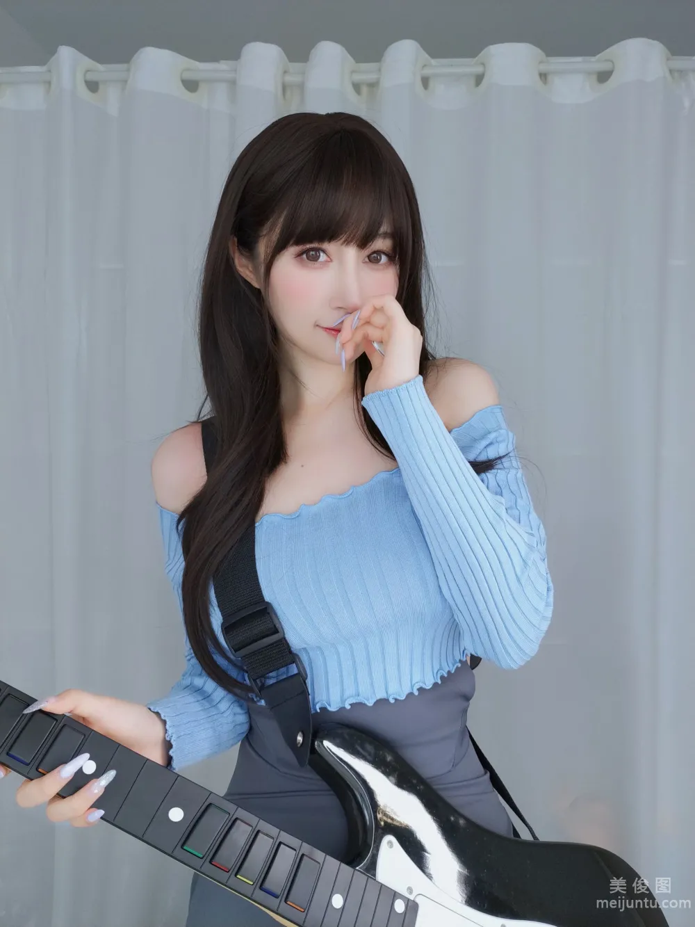 [Web Idols COSER Photos] Baiyin - Guitar Sister photo 72