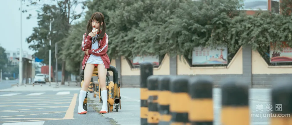 Chun Momo: Web Idols photo 5
