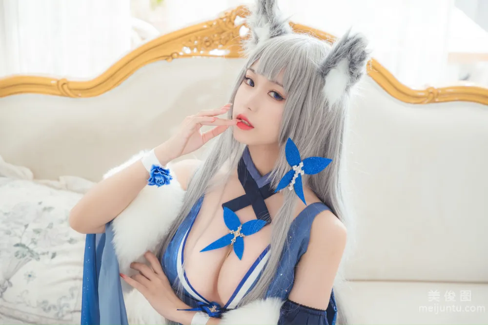 Yibei Yibei: Web Idols photo 6
