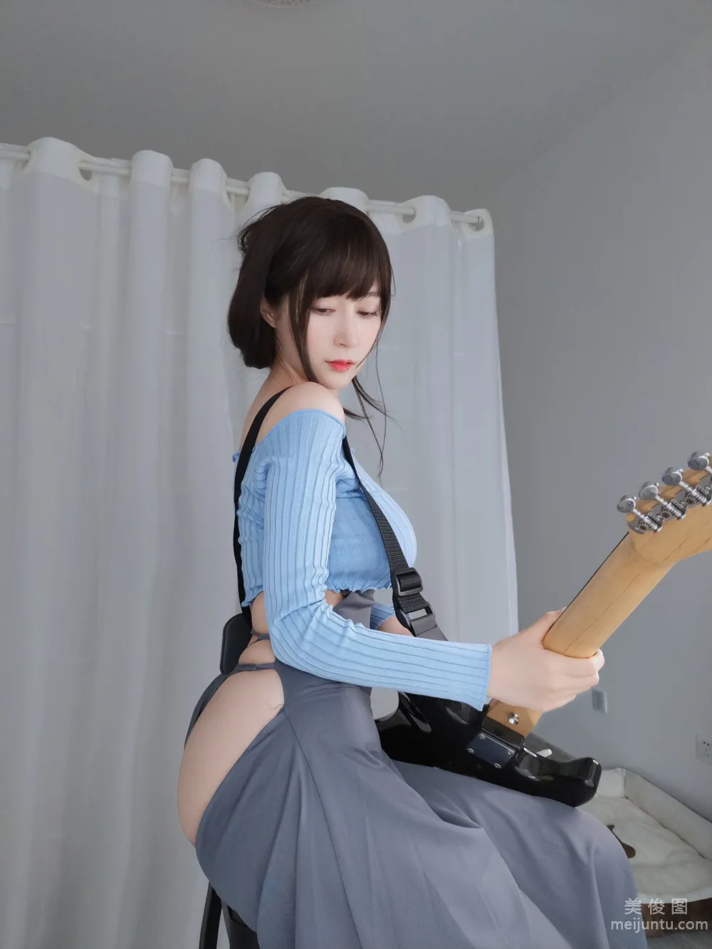 [Web Idols COSER Photos] Baiyin - Guitar Sister photo 46