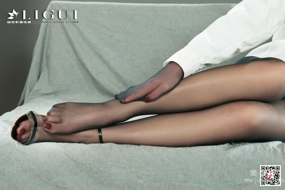 [Ligui] 2021.09.24 Model Duo Duo, Silk Feet and Beautiful Legs Set photo 15
