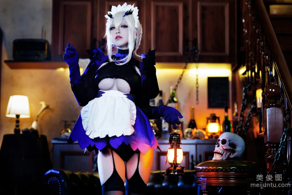 [网红COSER写真] 半半子 - LancerAlter Maid 套图29