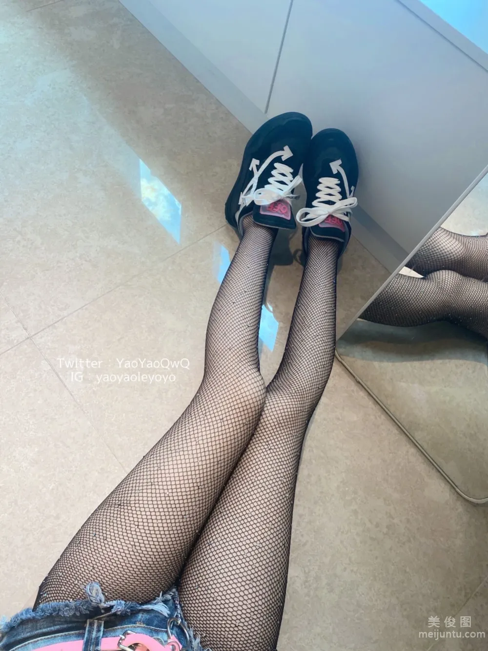 [Web Idol COSER Photos] Yao Yaole yoyo fantia First Look at Self-Shots... photo 4