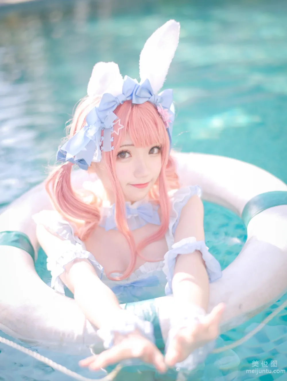 [Web Idol COSER Photos] Huaqi Hana - Summer Sweetheart Swimwear Set photo 18