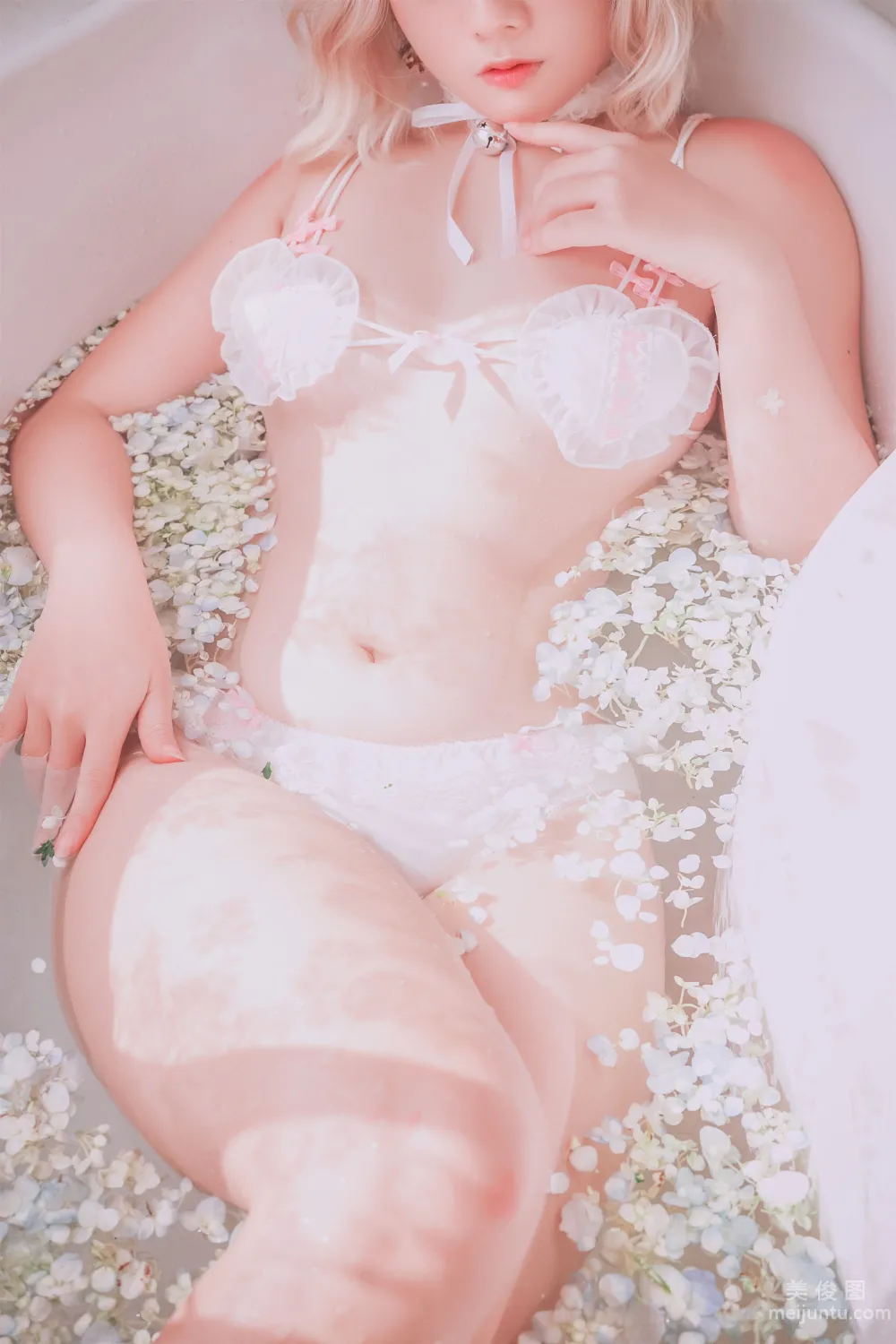 [Messie Huang] - Pure Bath15