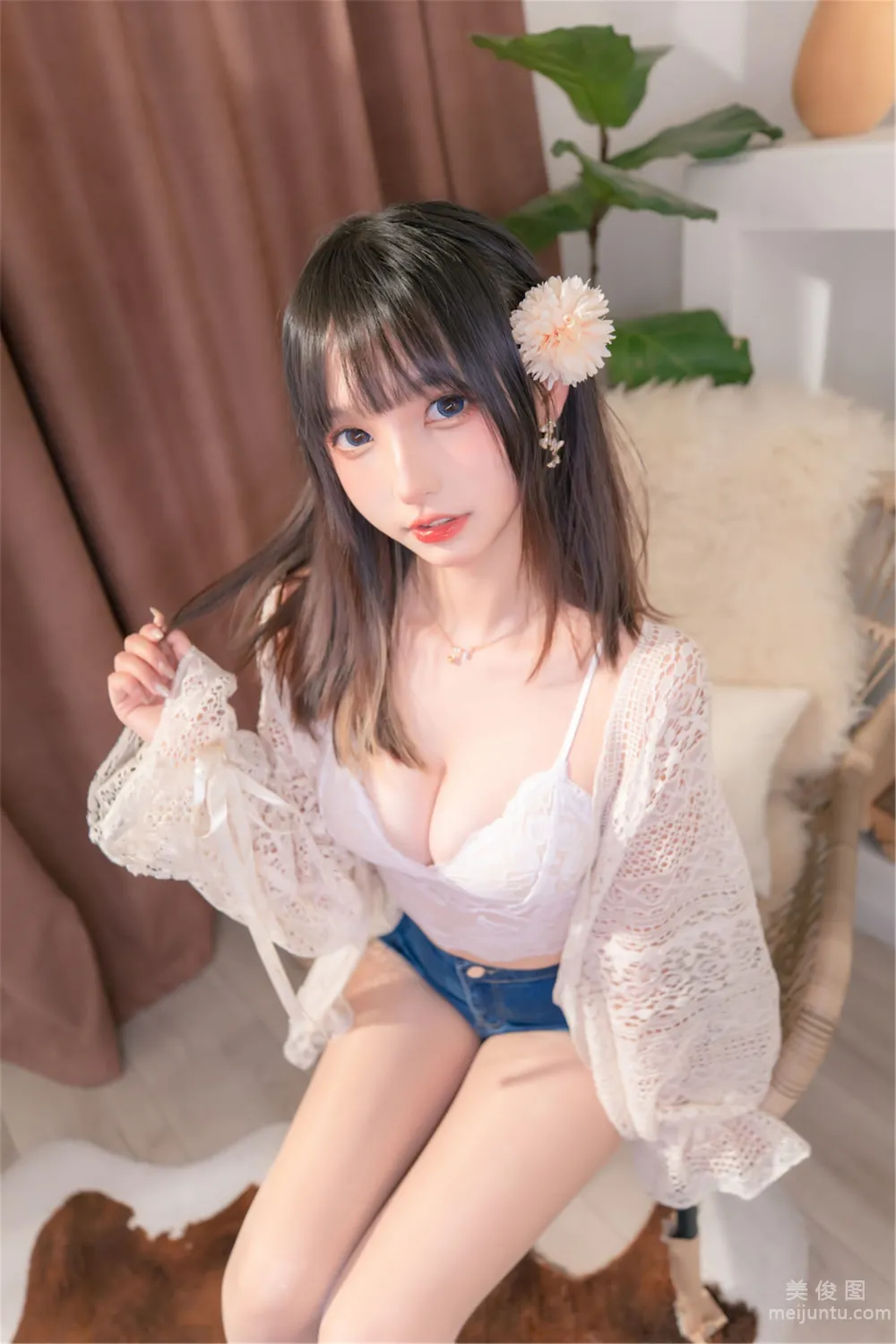[网红COSER写真] 萝莉神楽板真冬 之 牛仔狂热8