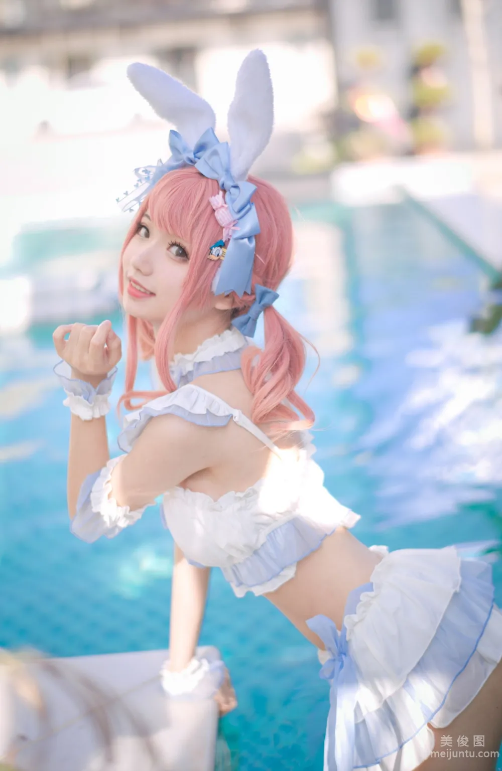 [Web Idol COSER Photos] Huaqi Hana - Summer Sweetheart Swimwear Set photo 2