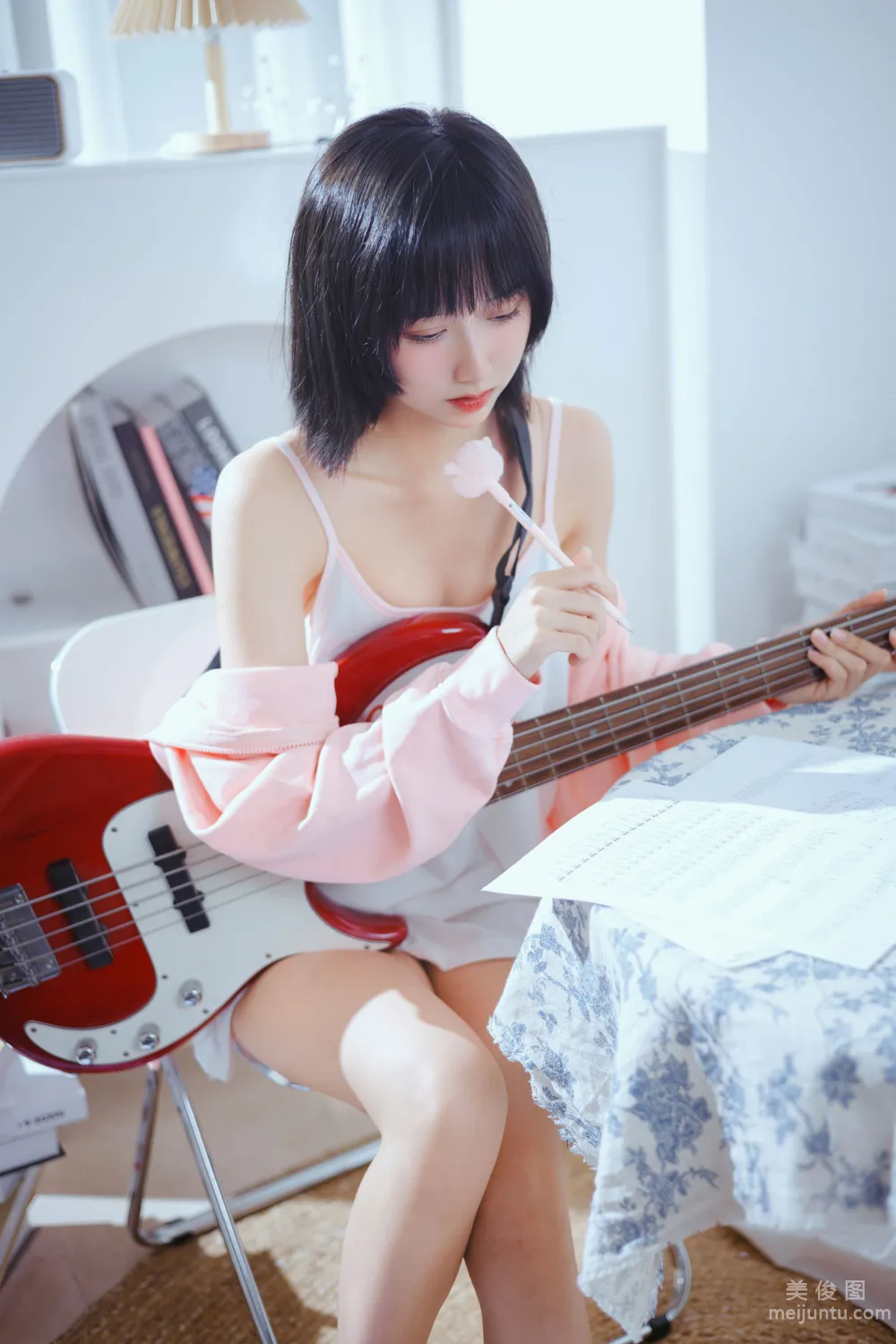 [Web Idol Photo] Mu Mianmian OwO - Bass and Little Sister photo 4
