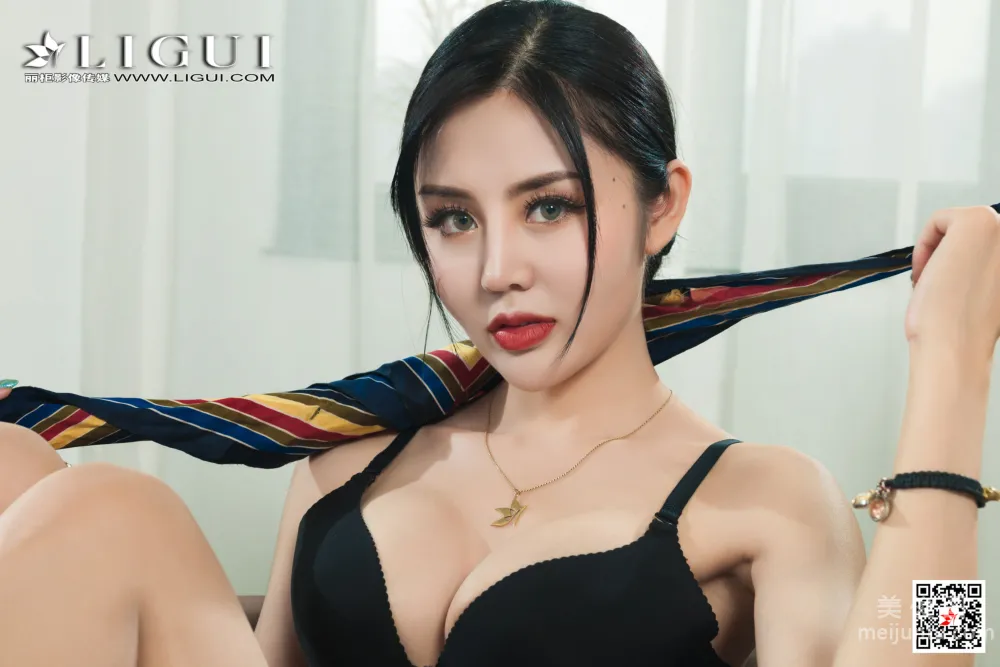 [Ligui] 2021.10.04 Model Liang Er, Silk Feet and Beautiful Legs Set photo 55