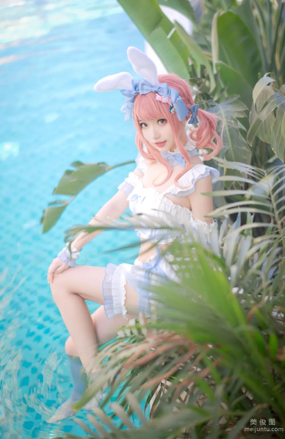 [Web Idol COSER Photos] Huaqi Hana - Summer Sweetheart Swimwear Set photo 36