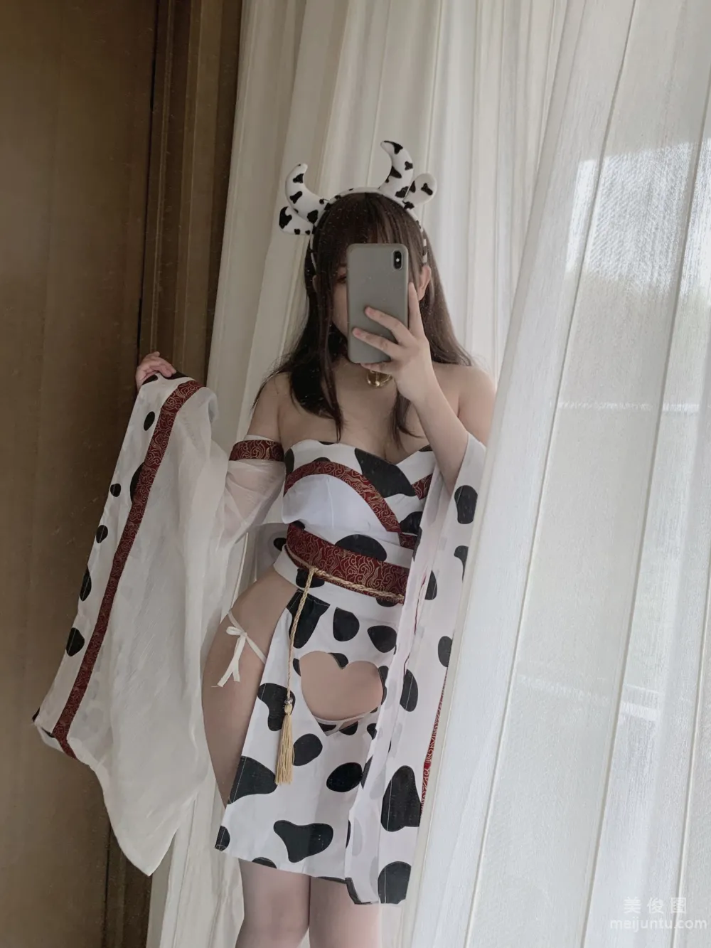 Shiyi Jiangya: Web Idols photo 7