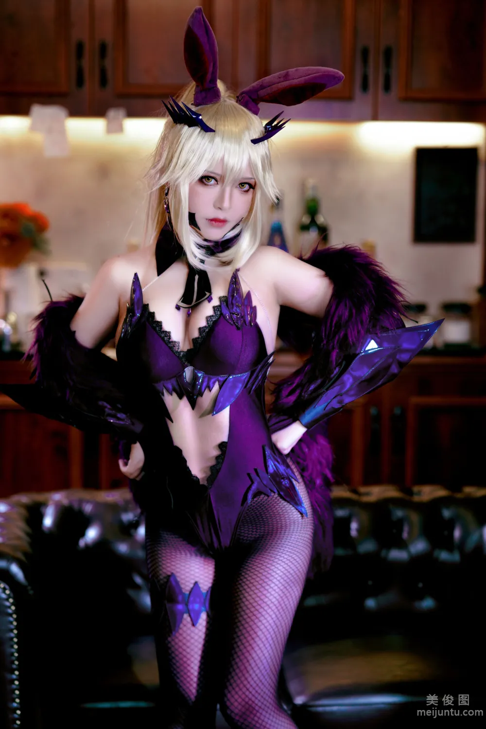 [网红COSER写真] 半半子 - LancerAlter Bunny 套图3