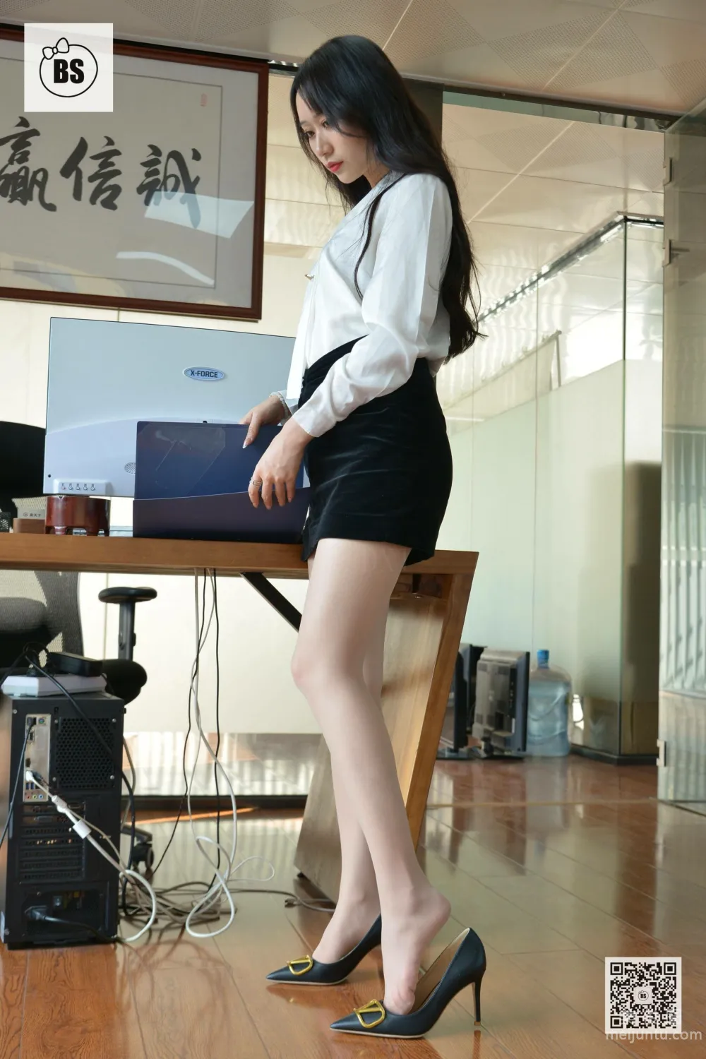 [我絲你想] MX011 美西 - 新來的女助理1 22