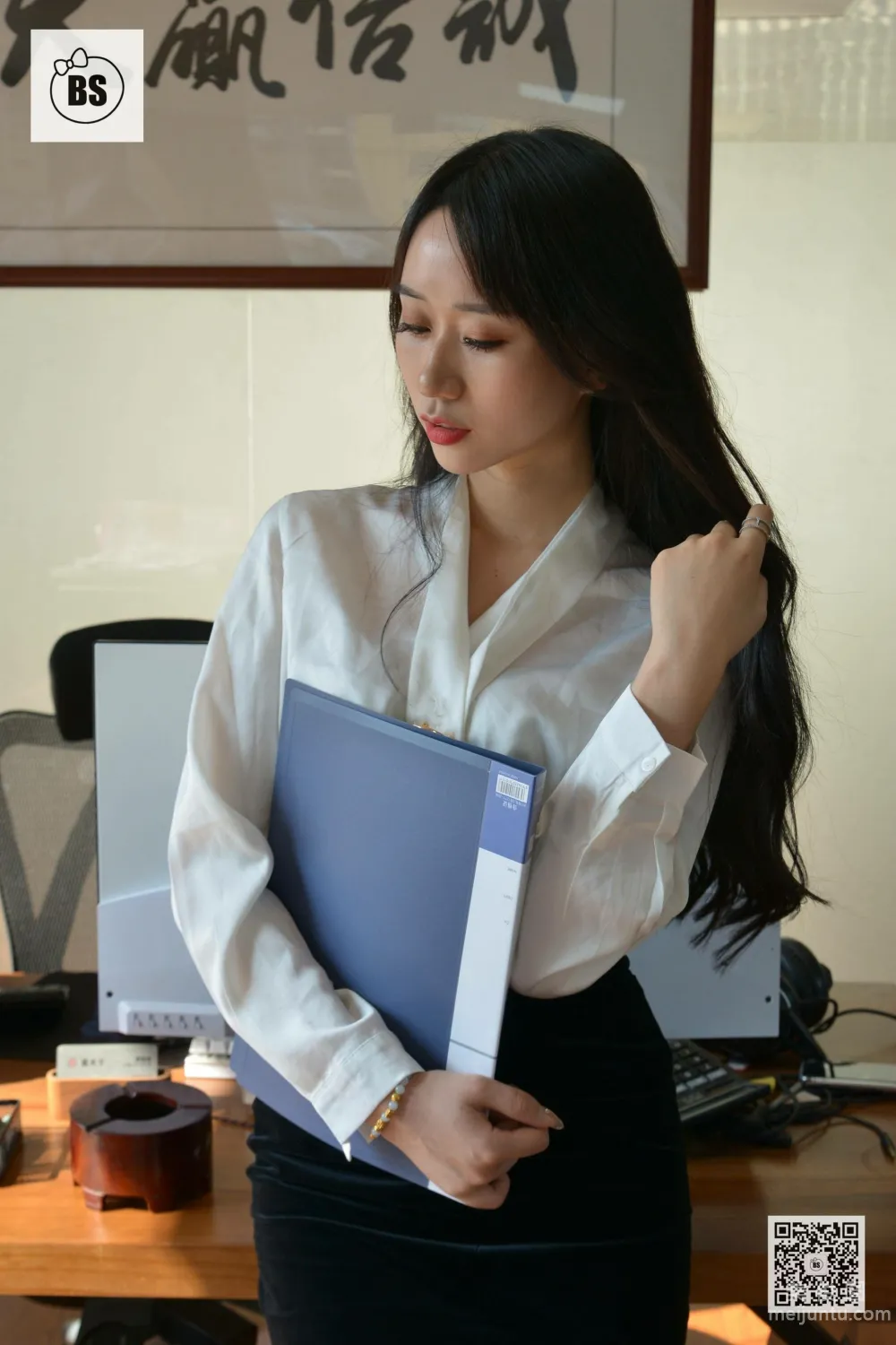 [我絲你想] MX011 美西 - 新來的女助理1 26