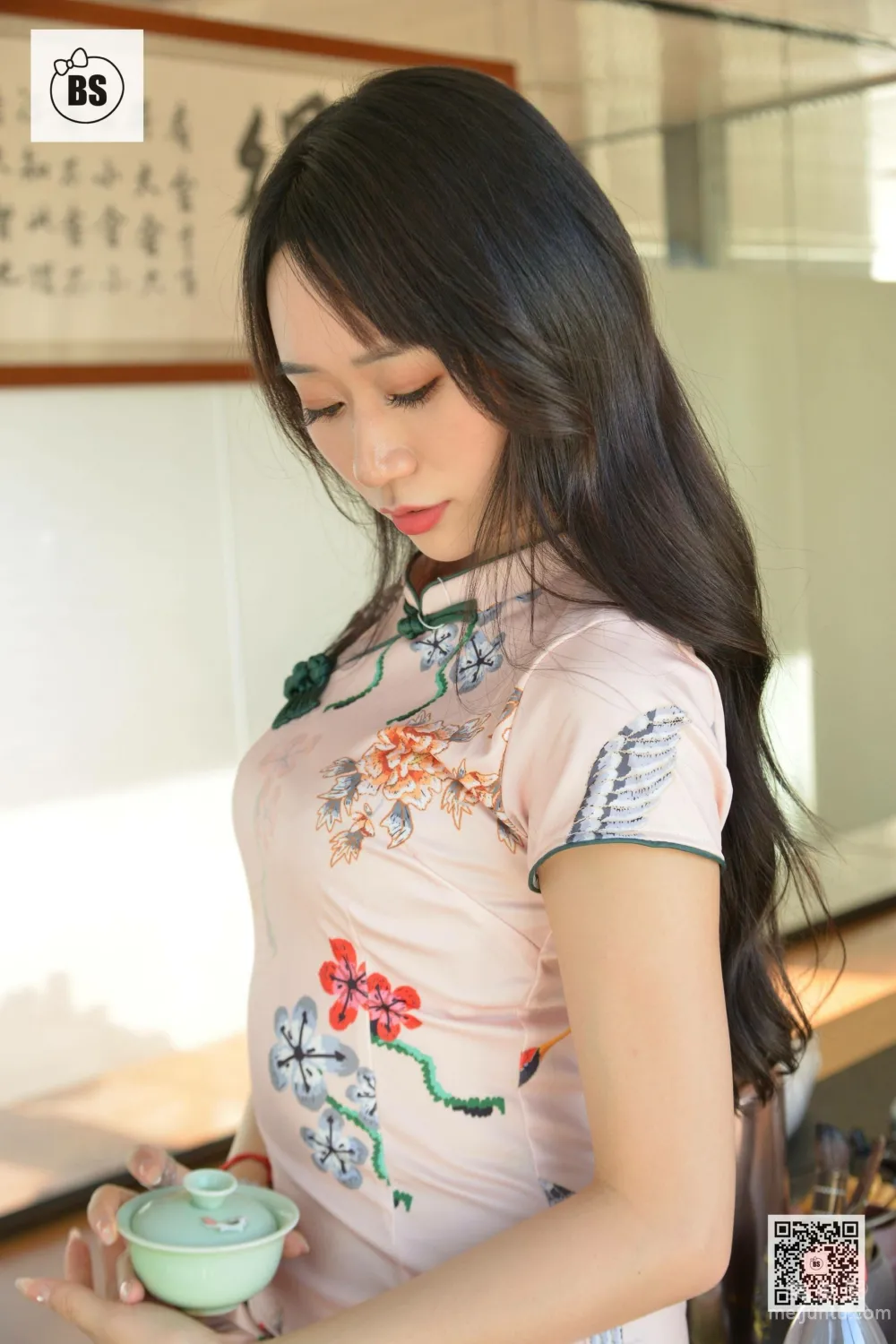 [我丝你想] MX014 美西 - 新来的女助理423