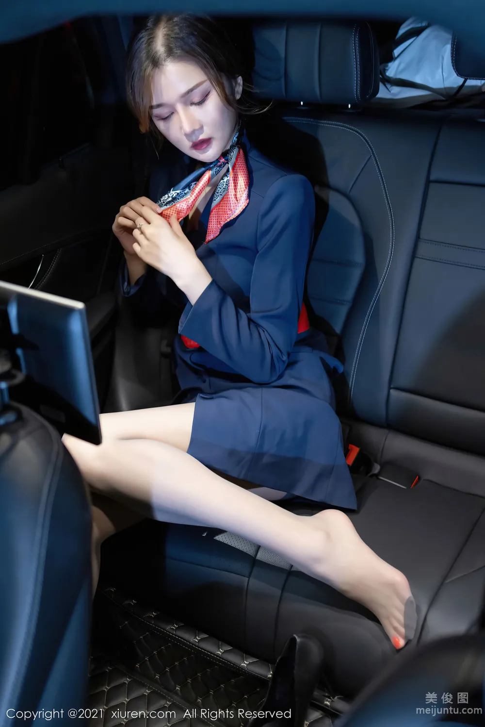 [秀人XiuRen] No.3717 文芮jeninfer - 職業空姐制服系列 14