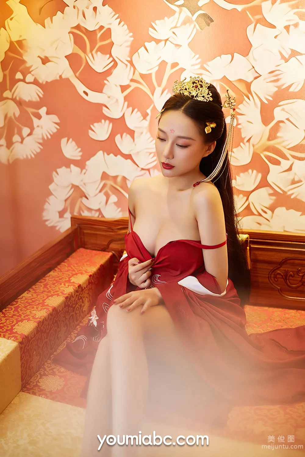 [尤蜜YouMiabc]  何嘉颖 - 盛世红颜14