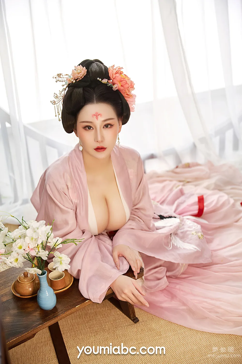 Fei Ruola: YouMi photo 4