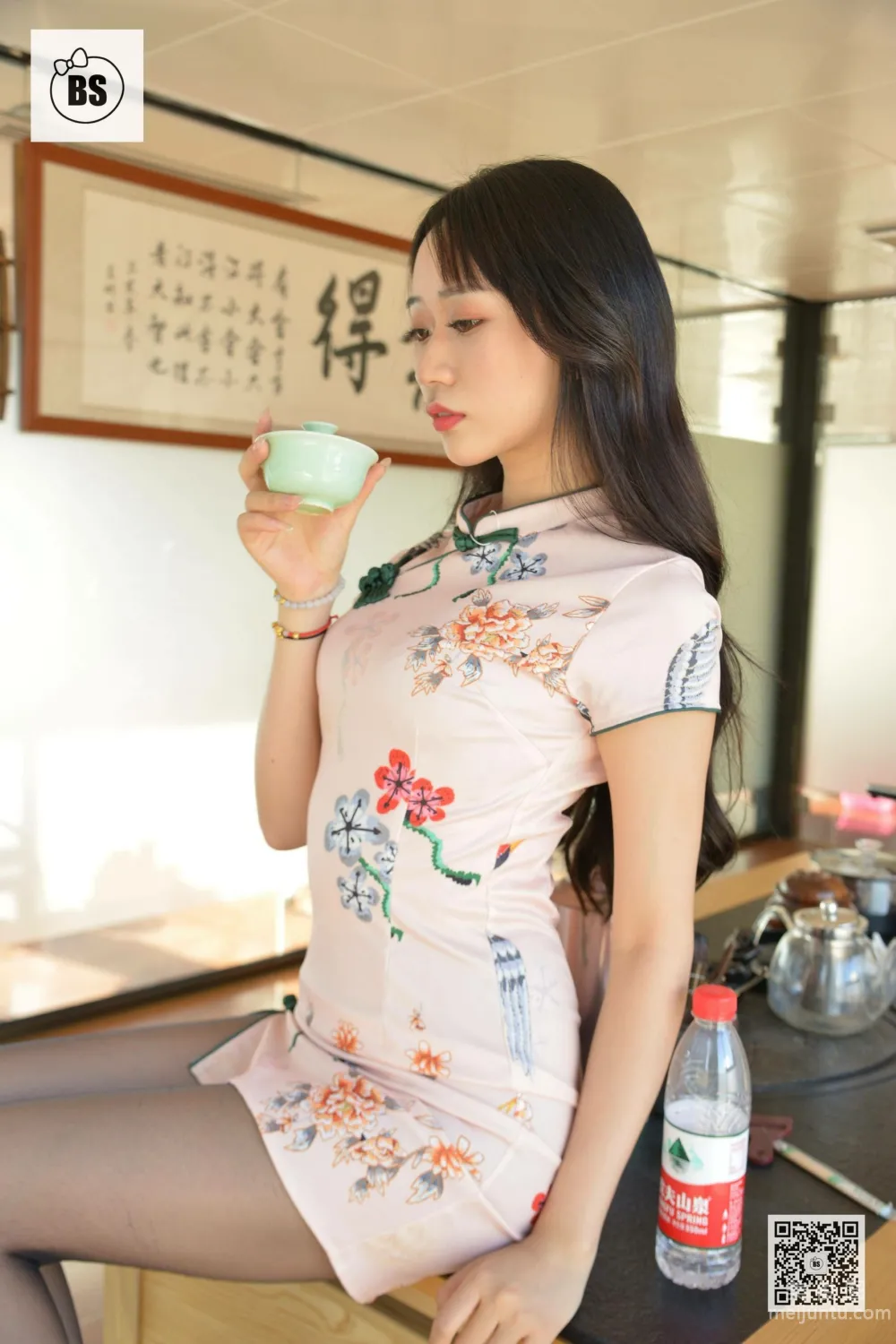[我丝你想] MX014 美西 - 新来的女助理418