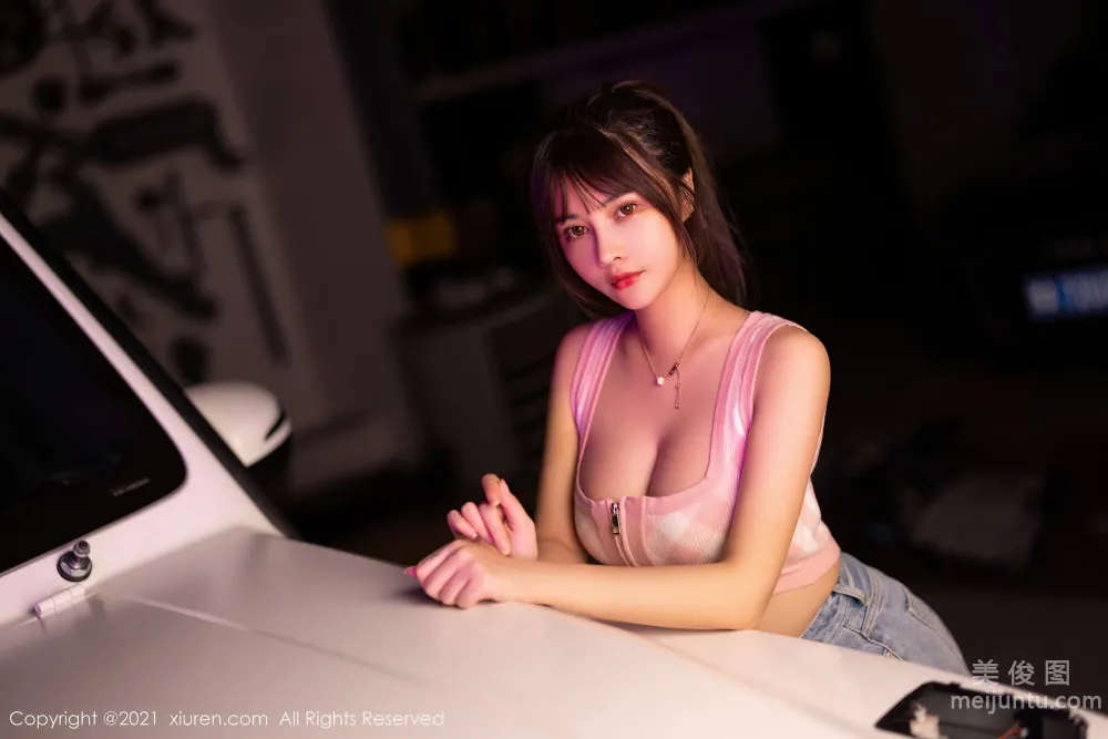 [秀人XiuRen] No.3725 萌奈子 - 香車與美仁的視覺 22