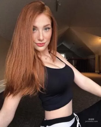 稀有紅發美女《Madeline Ford》曼妙呈現另類藝術美！