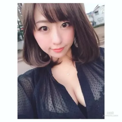 胸奴人要注意！老闆娘 《水樹たま》超會Ｃ小心被榨乾！