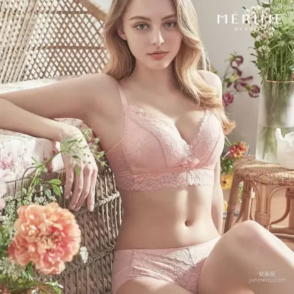 完美比例！天使臉孔《白俄羅斯女模》内衣廣告網友直呼「好仙」！