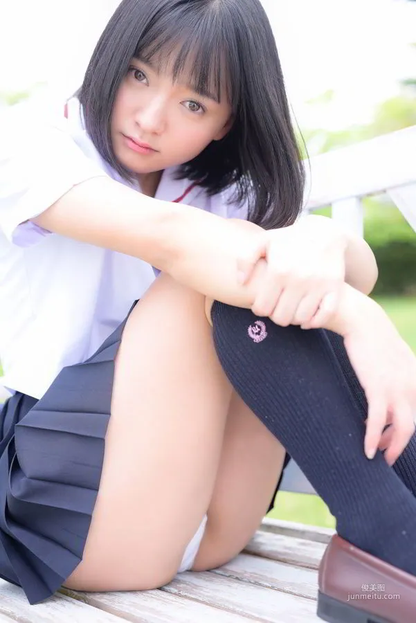 西永彩奈_スク水_制服_ロリ_エロ畫像_12.webp