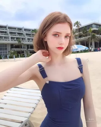 超完美《德國正妹Chloe》毫無現實性可言的精緻長相原來真實存在...