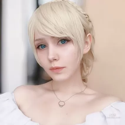 二次元唯美少女《JyuSan》純淨臉孔輕松駕馭各種女角色！