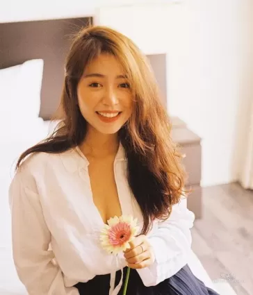 彷佛精靈轉世！越南美女《Man Tien》軟萌輕笑讓你元氣滿滿！