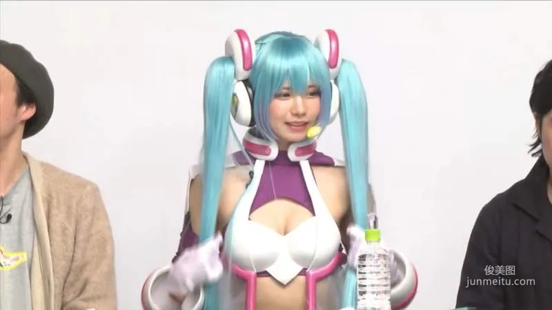 「矢吹健太朗」繪制的初音形象圖《えなこ》Cosplay 重現啦～令人在意的愛心屁屁是如何呢？ - 圖片9