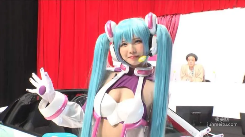 「矢吹健太朗」繪制的初音形象圖《えなこ》Cosplay 重現啦～令人在意的愛心屁屁是如何呢？ - 圖片8