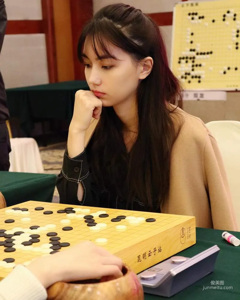 台灣混血圍棋女神《黑嘉嘉》就算是日常也是充滿了「透明的美感」 - 圖片4
