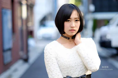 《項圈女子協會》閃亮登場