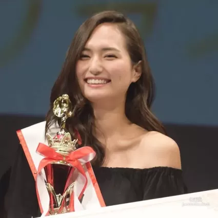 超氣質的山賀琴子～2016年日本最正女大學生冠軍！