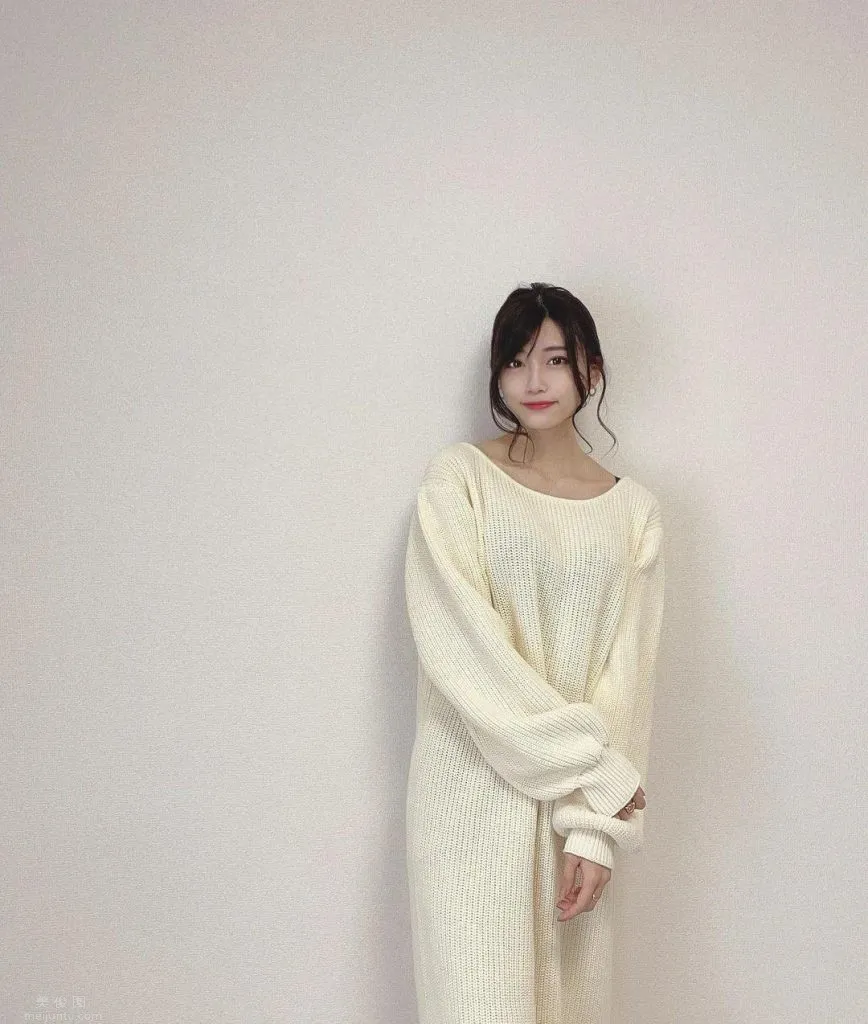 理工美女ましゅろ氣質出衆，最愛大口吃生蚝！，圖片，第八張