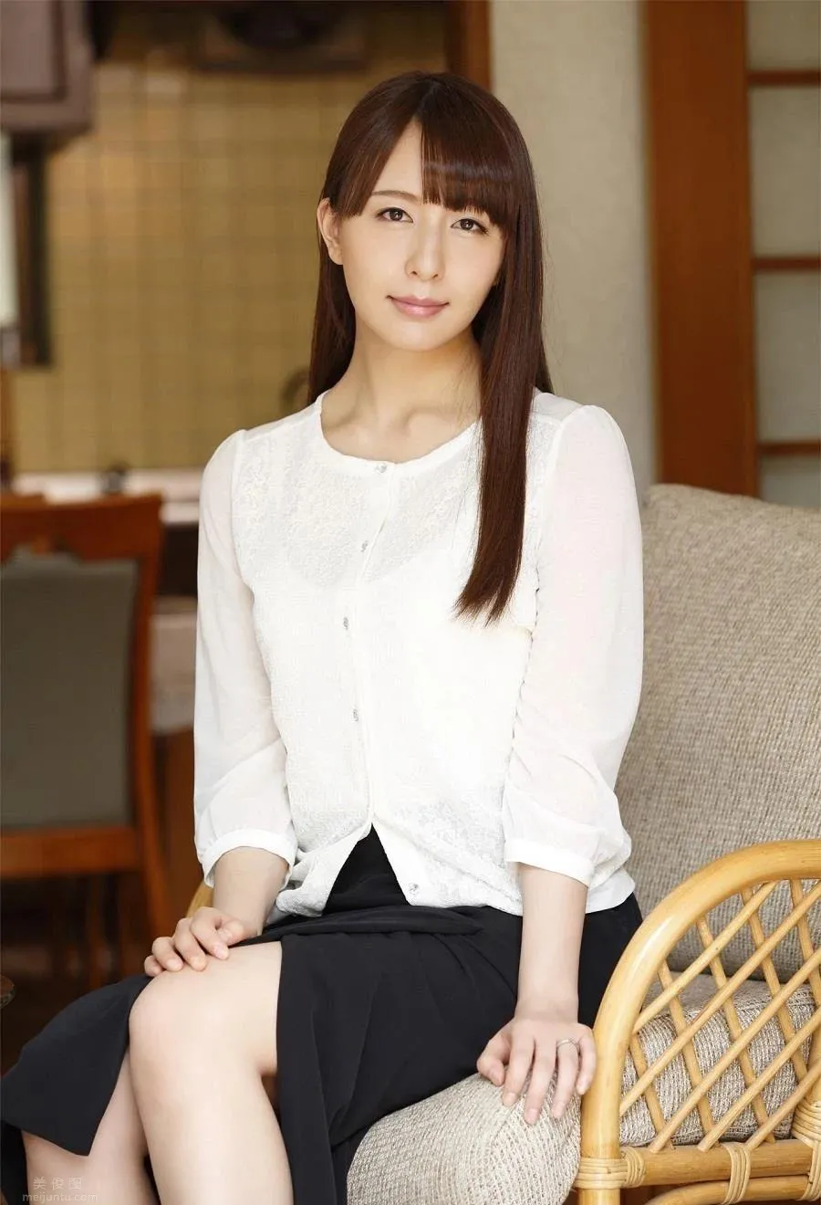 IPX-356：一直暗戀的校園女神，卻因為自己的懦弱，隻能被他人得手，圖片，第二張