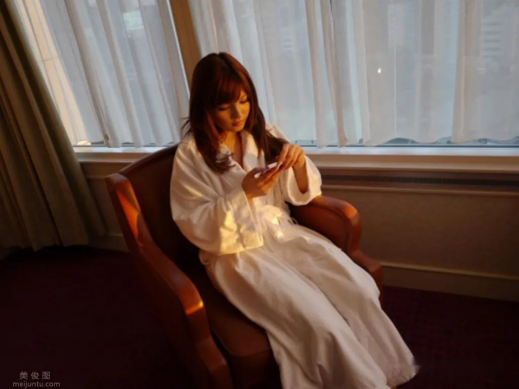 桐谷尤莉亞：史上最具神秘感的演員，号稱十年難得一見的極上美女，圖片，第五張
