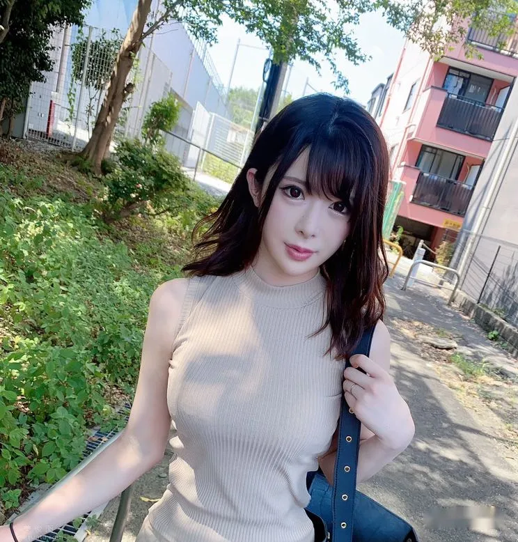 MRSS-101：辻井穗香（辻井ほのか） 家庭主婦，穿上了白色的長靴，圖片，第二張