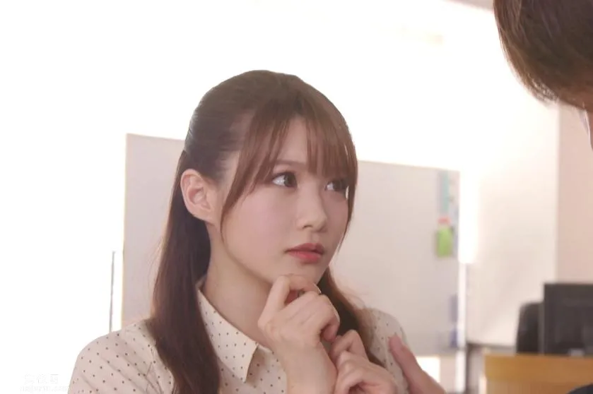 PFES-012：相澤南（相沢みなみ）可真是一位外冷内熱，可愛迷人的女上司，圖片，第二張